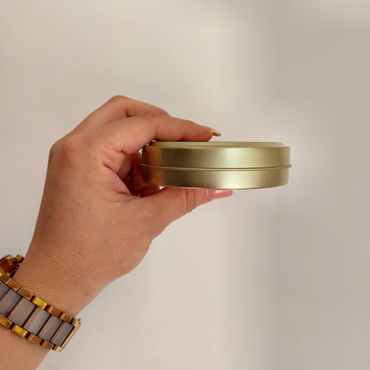 قوطی فلزی قطر ۹ سانتیمتر